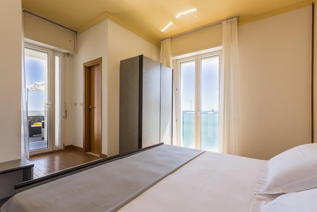 Hotel Nobel Gabicce Mare Extérieur photo