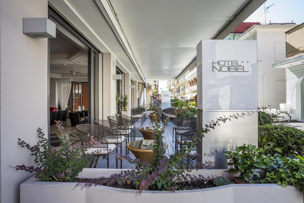 Hotel Nobel Gabicce Mare Extérieur photo