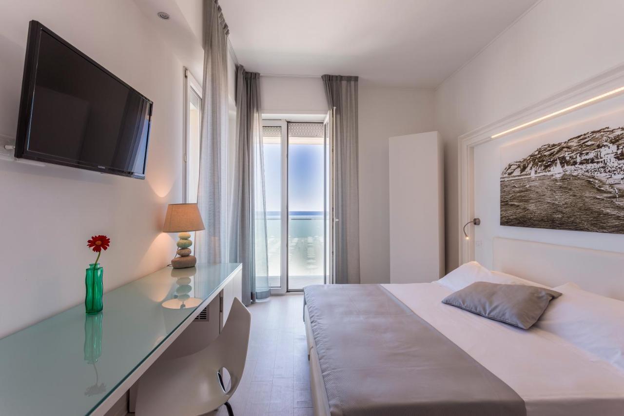 Hotel Nobel Gabicce Mare Extérieur photo
